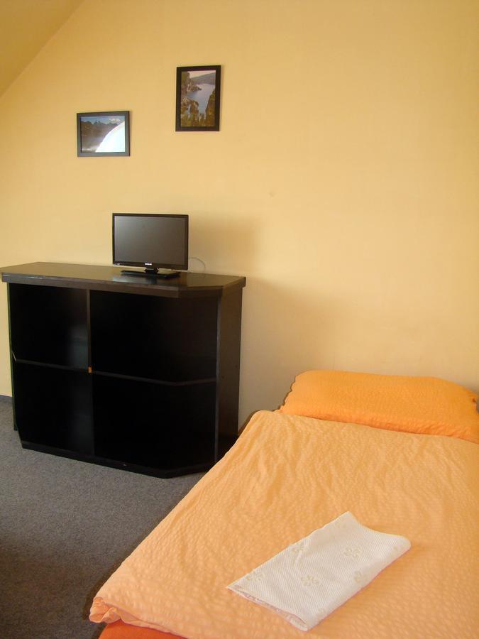 Restaurace Penzion Rafael Dlouhá Brtnice Zimmer foto